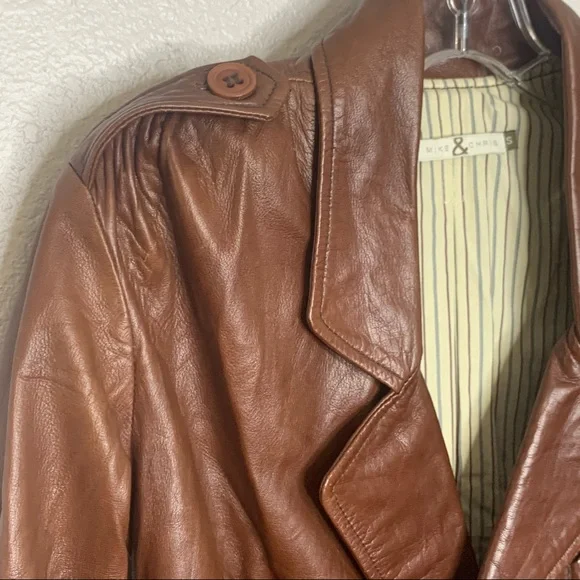 Mike & Chris Chocolate Leather Jacket - Picture 3 of 13